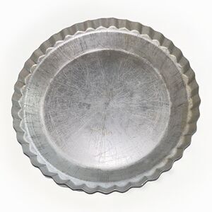 Vintage WEAR-EVER  No. 2865 Fluted Aluminum Pie Pan 10 x 1  3/4  USA Made